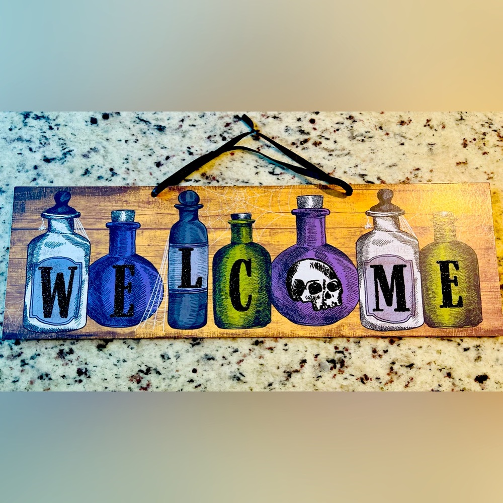 Halloween wood frame decor , measurements 18x6 inch